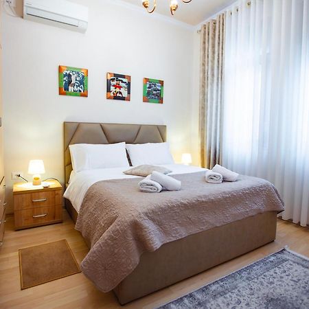 Tirana Center Apartment - Zogu I Boulevard المظهر الخارجي الصورة