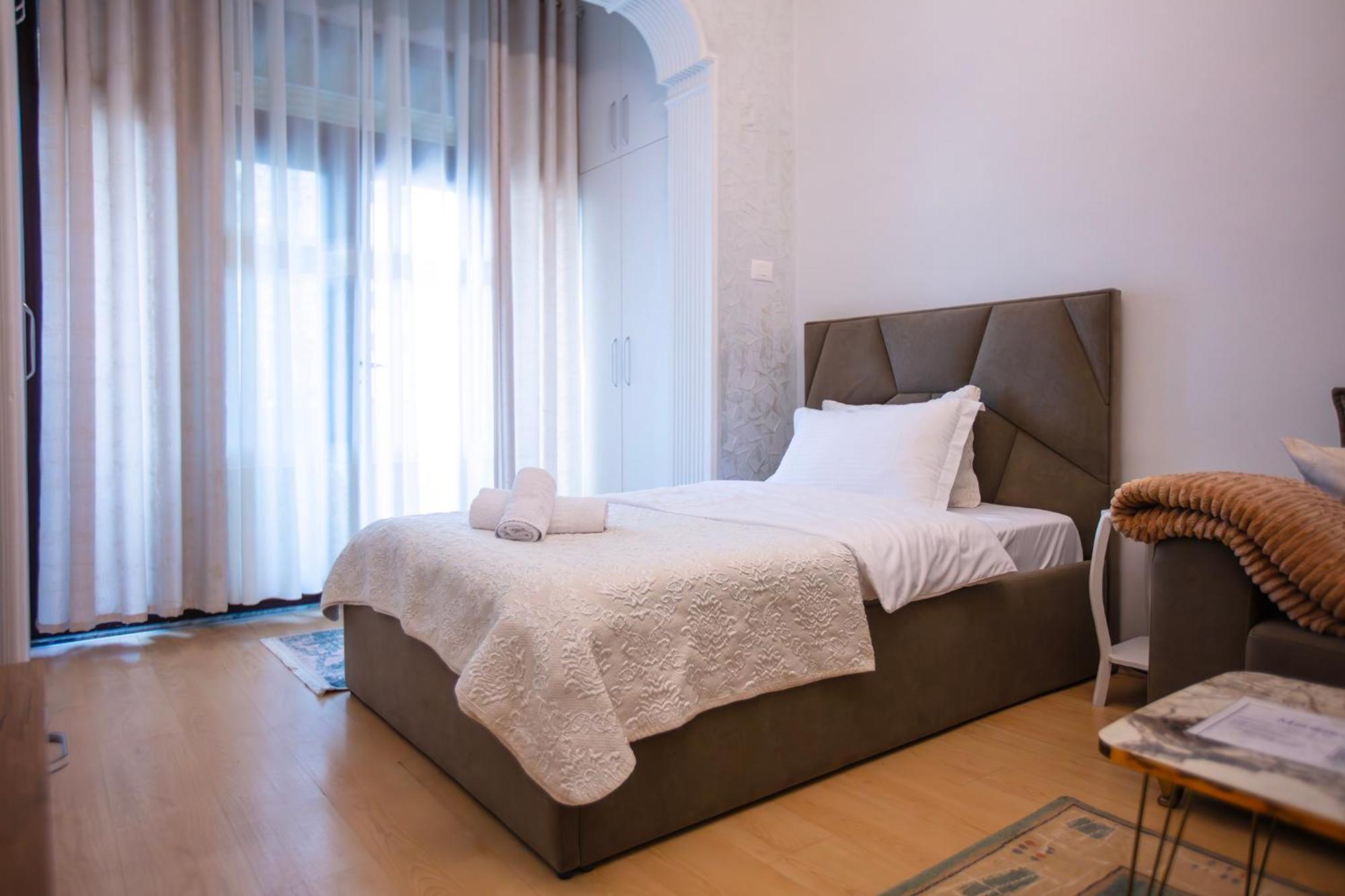 Tirana Center Apartment - Zogu I Boulevard المظهر الخارجي الصورة